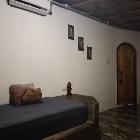 Rumah Nalu Surf Camp Krui المظهر الخارجي الصورة