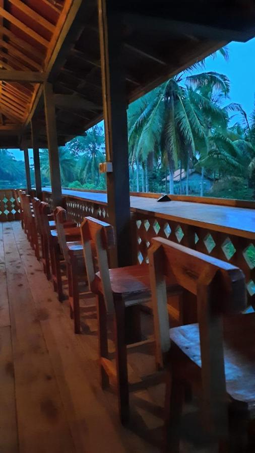 Rumah Nalu Surf Camp Krui المظهر الخارجي الصورة
