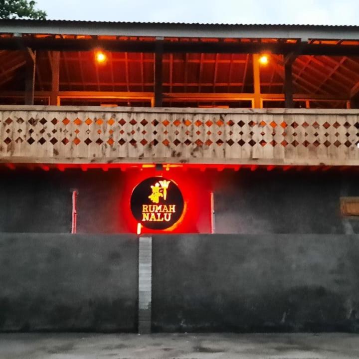Rumah Nalu Surf Camp Krui المظهر الخارجي الصورة